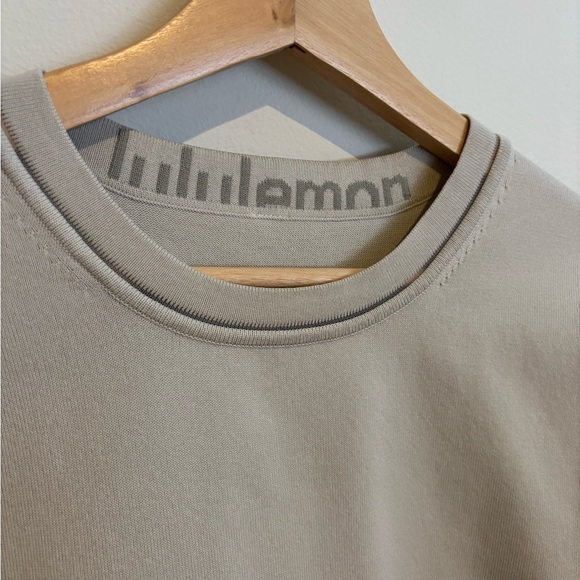 Lululemon Athletica Beige Crew Neck Tee - Picture 2 of 5